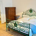 Elegant & Rustic - Piazza Castello Διαμέρισμα *