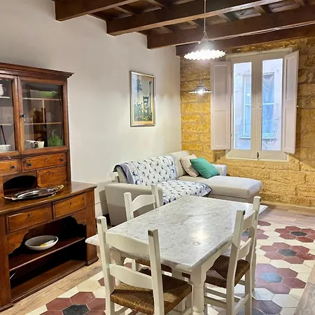 Elegant & Rustic - Piazza Castello * Σάσαρι